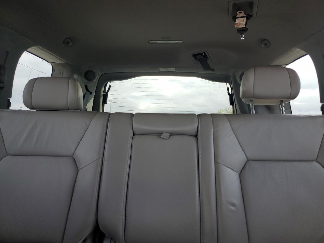 2010 Honda Pilot - Image 10