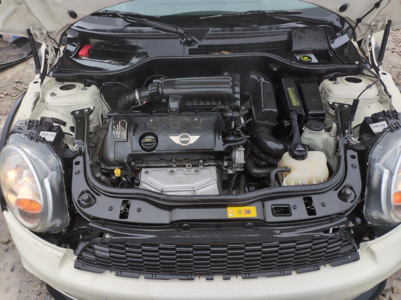 2012 MINI Cooper - Image 11