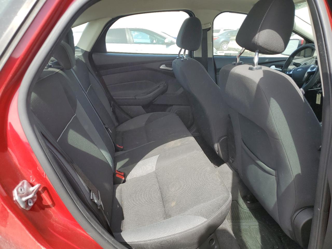 2012 Ford Focus - Image 11