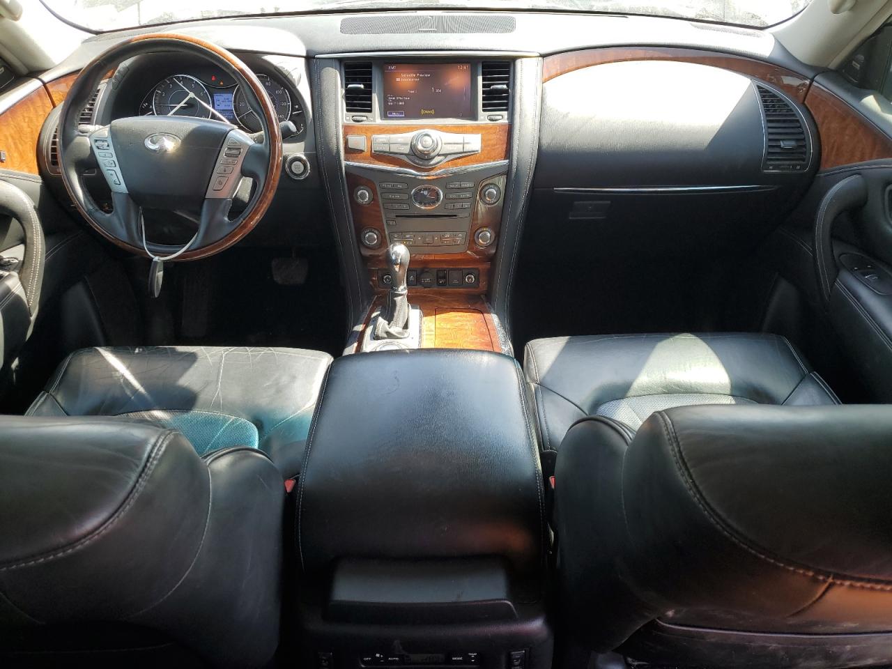 2017 Infiniti QX80 - Image 8