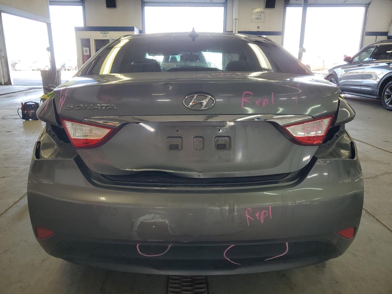 2014 Hyundai Sonata - Image 6