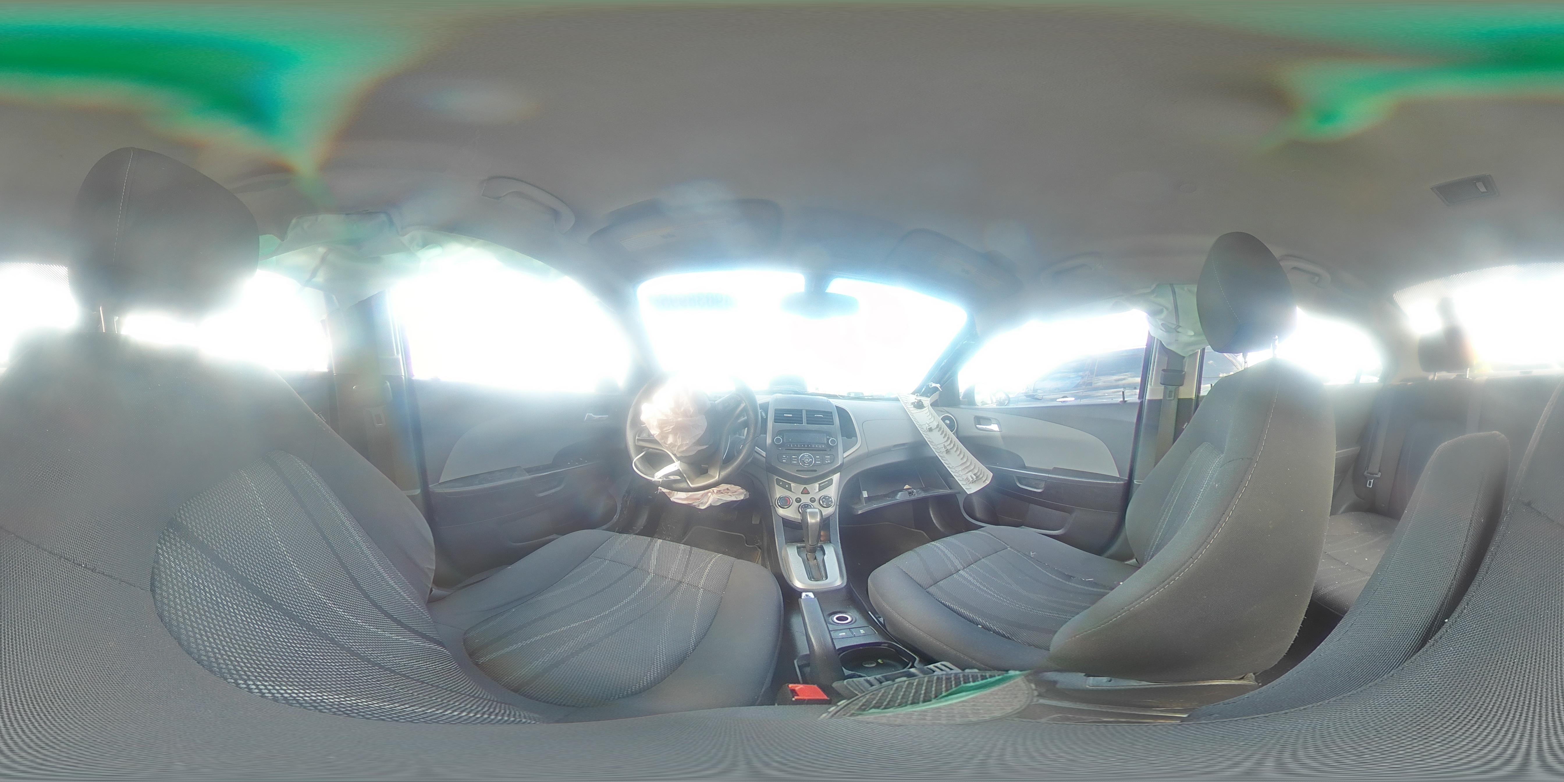 2014 Chevrolet Sonic - Image 13
