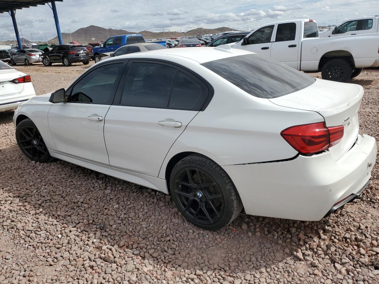2016 BMW 3er - Image 2