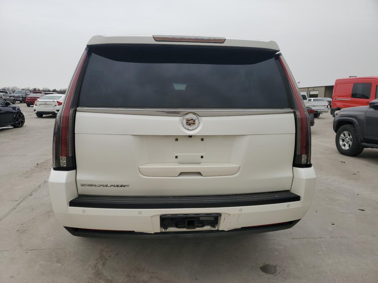 2015 Cadillac Escalade - Image 6