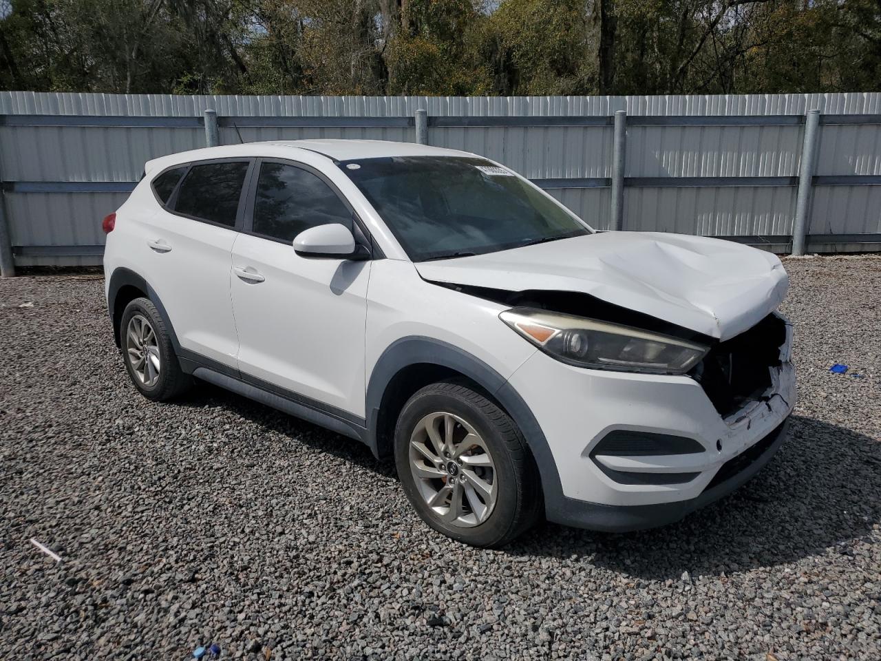 2016 Hyundai Tucson - Image 4