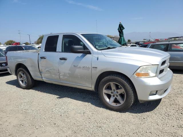  DODGE RAM 1500 2012 Сріблястий