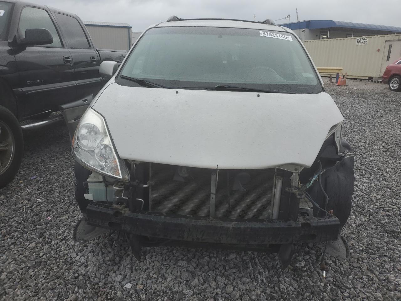 2006 Toyota Sienna - Image 5