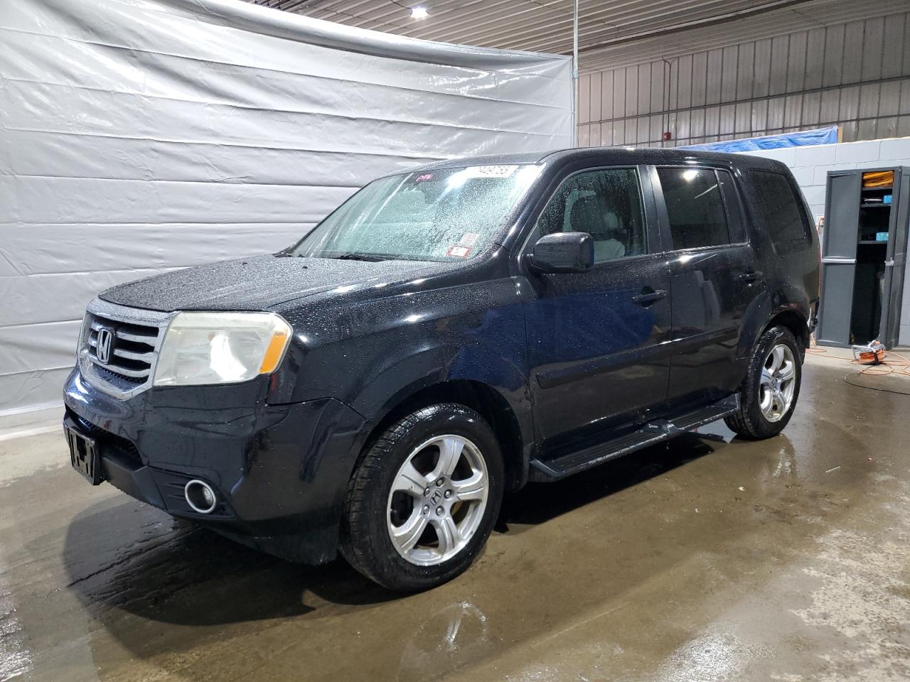 2013 Honda Pilot Exln продається в Candia, NH - Rear End