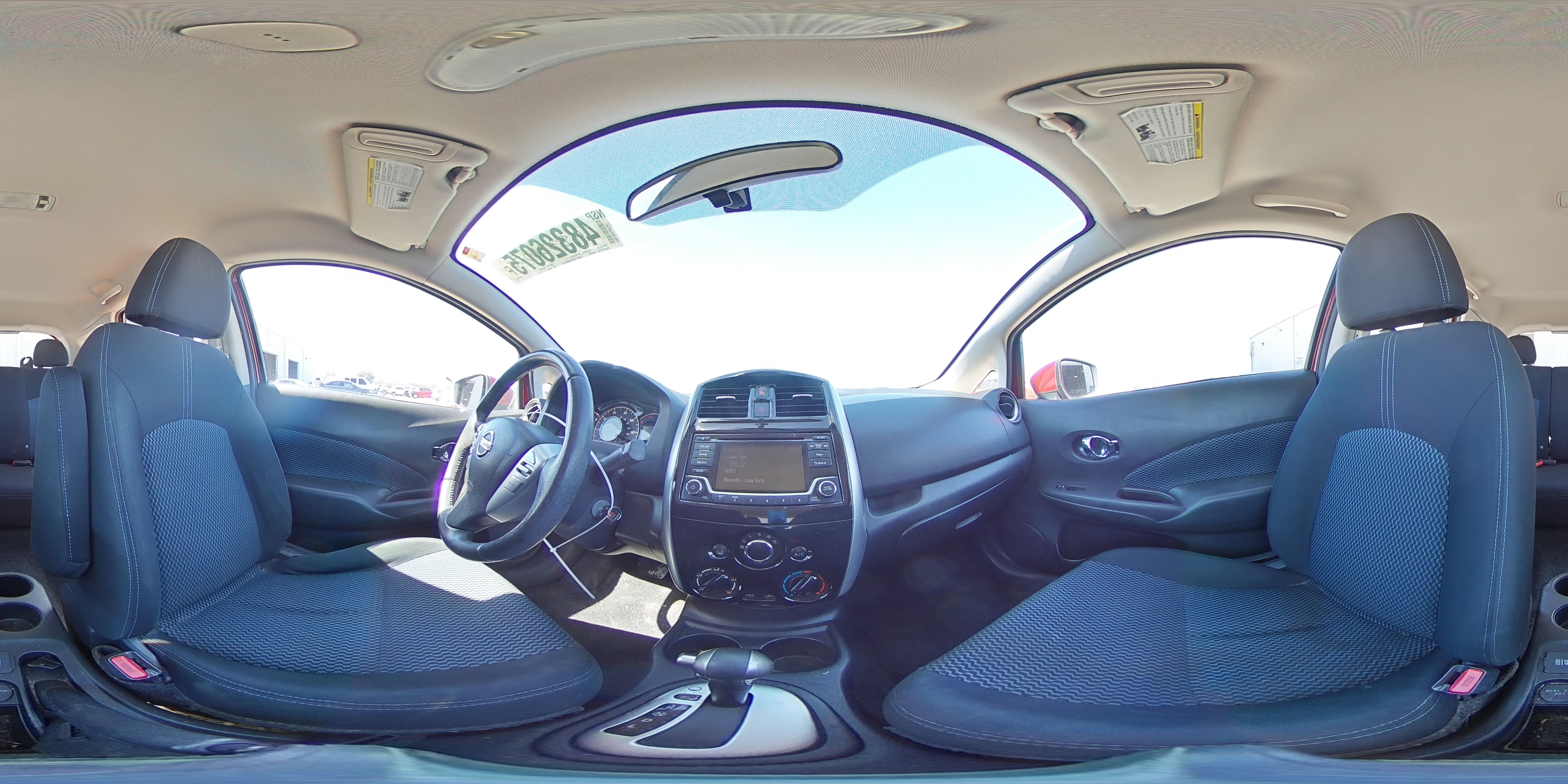 2016 Nissan Versa - Image 14