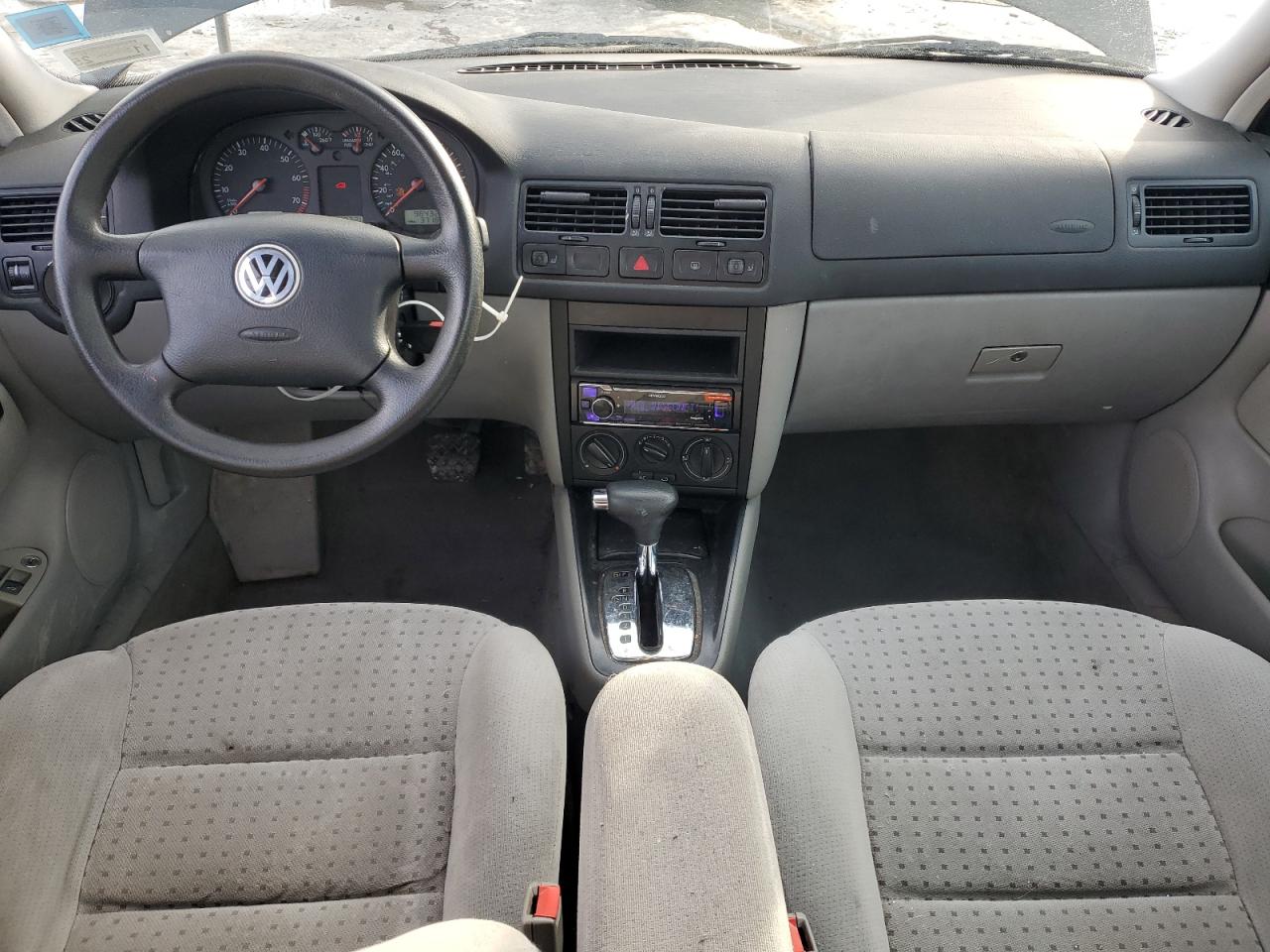 2000 Volkswagen Jetta - Image 8