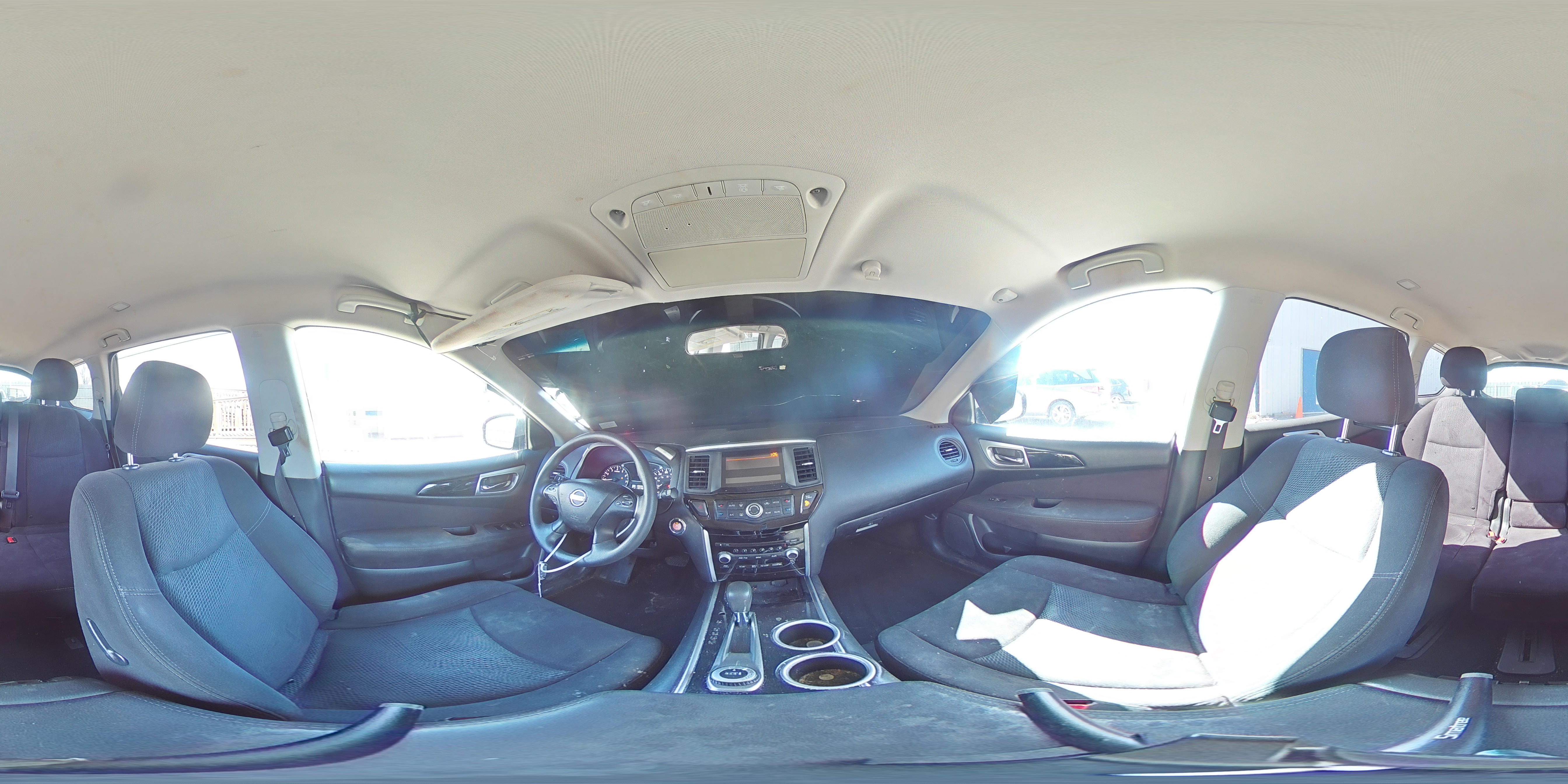 2014 Nissan Pathfinder - Image 13