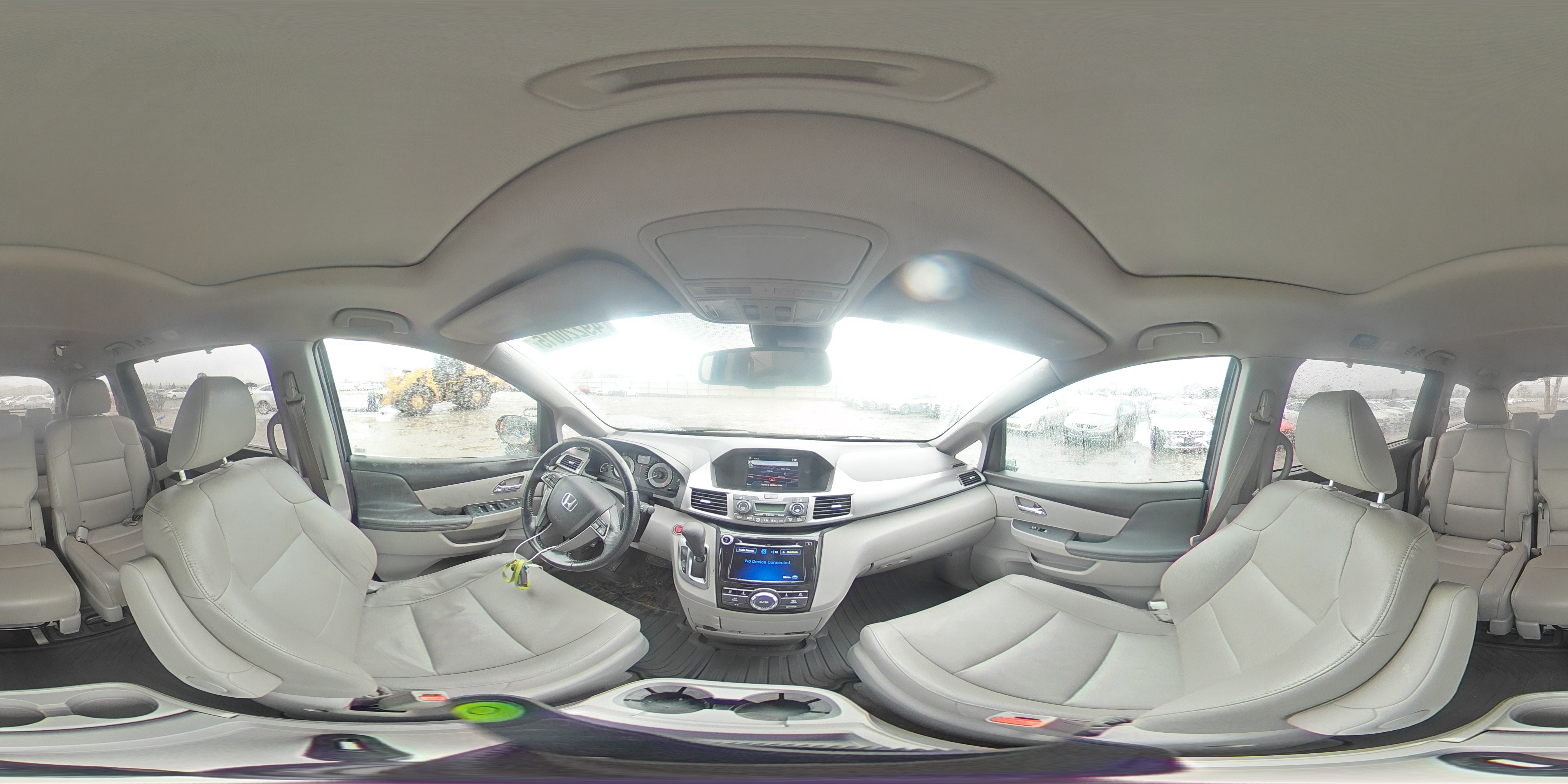 2015 Honda Odyssey - Image 13