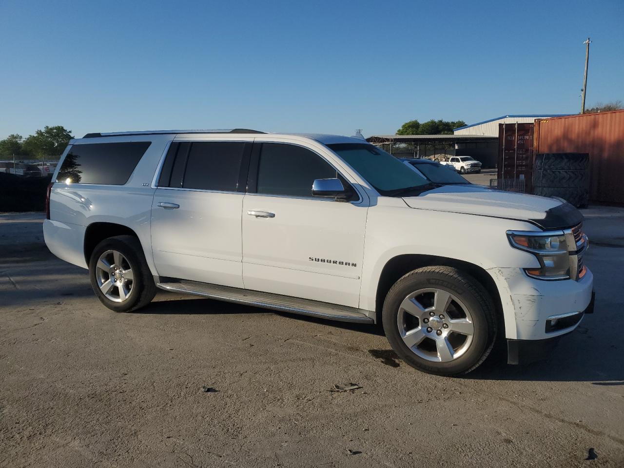 2015 Chevrolet Suburban - Image 4