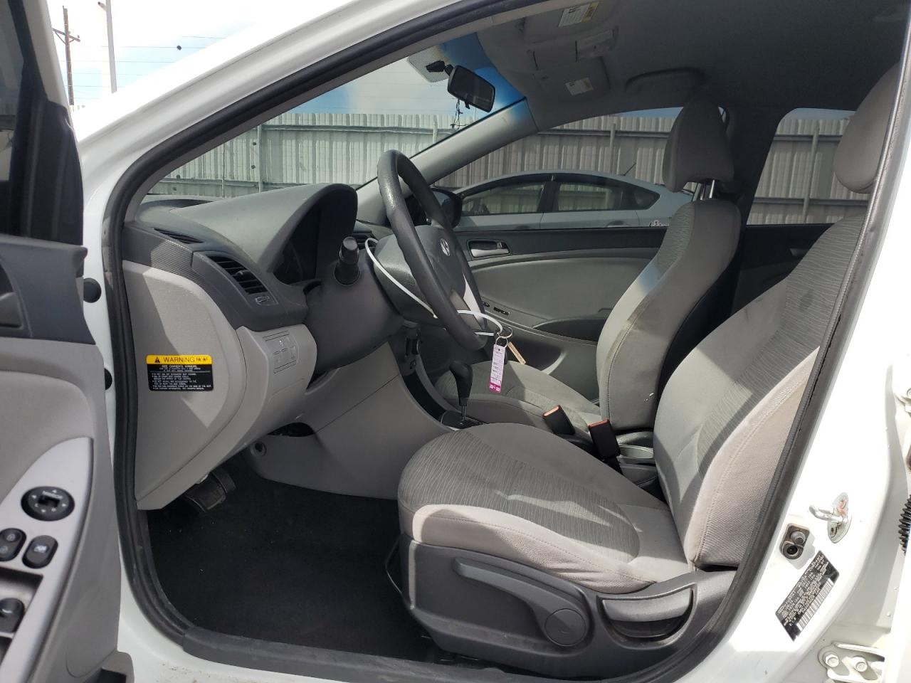 2016 Hyundai Accent - Image 7
