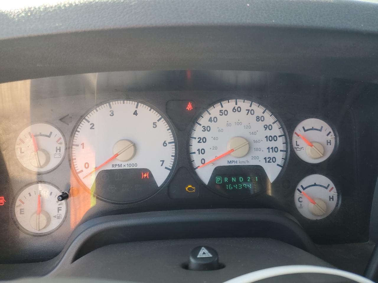 2006 Dodge RAM - Image 9