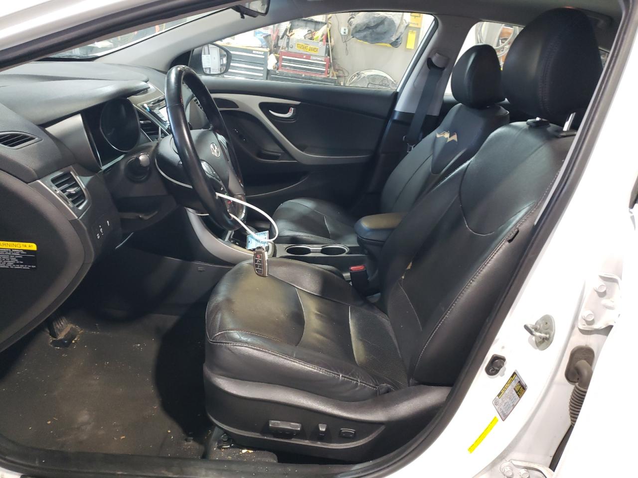2016 Hyundai Elantra - Image 7