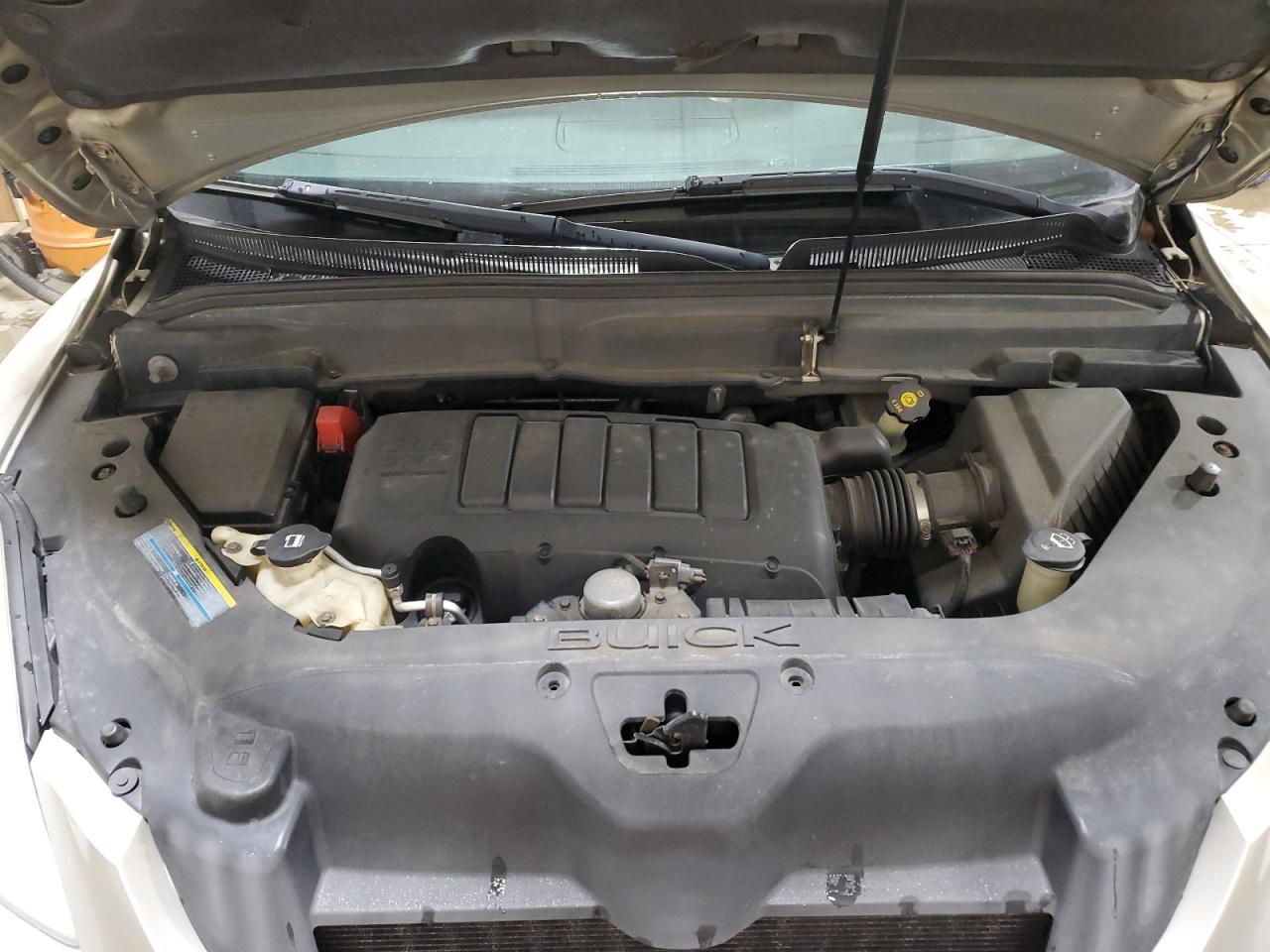 2010 Buick Enclave - Image 12