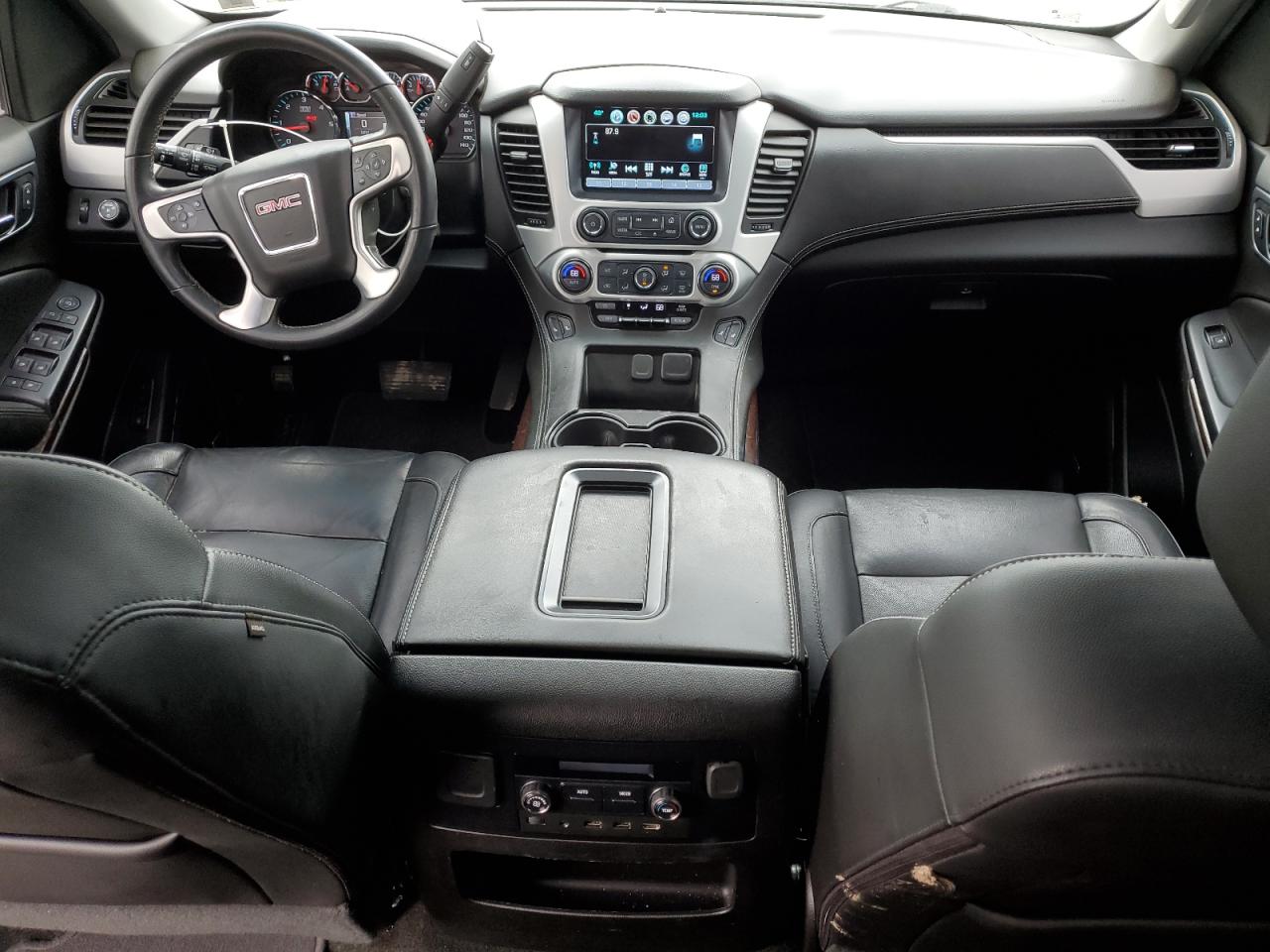 2018 GMC Yukon - Image 8