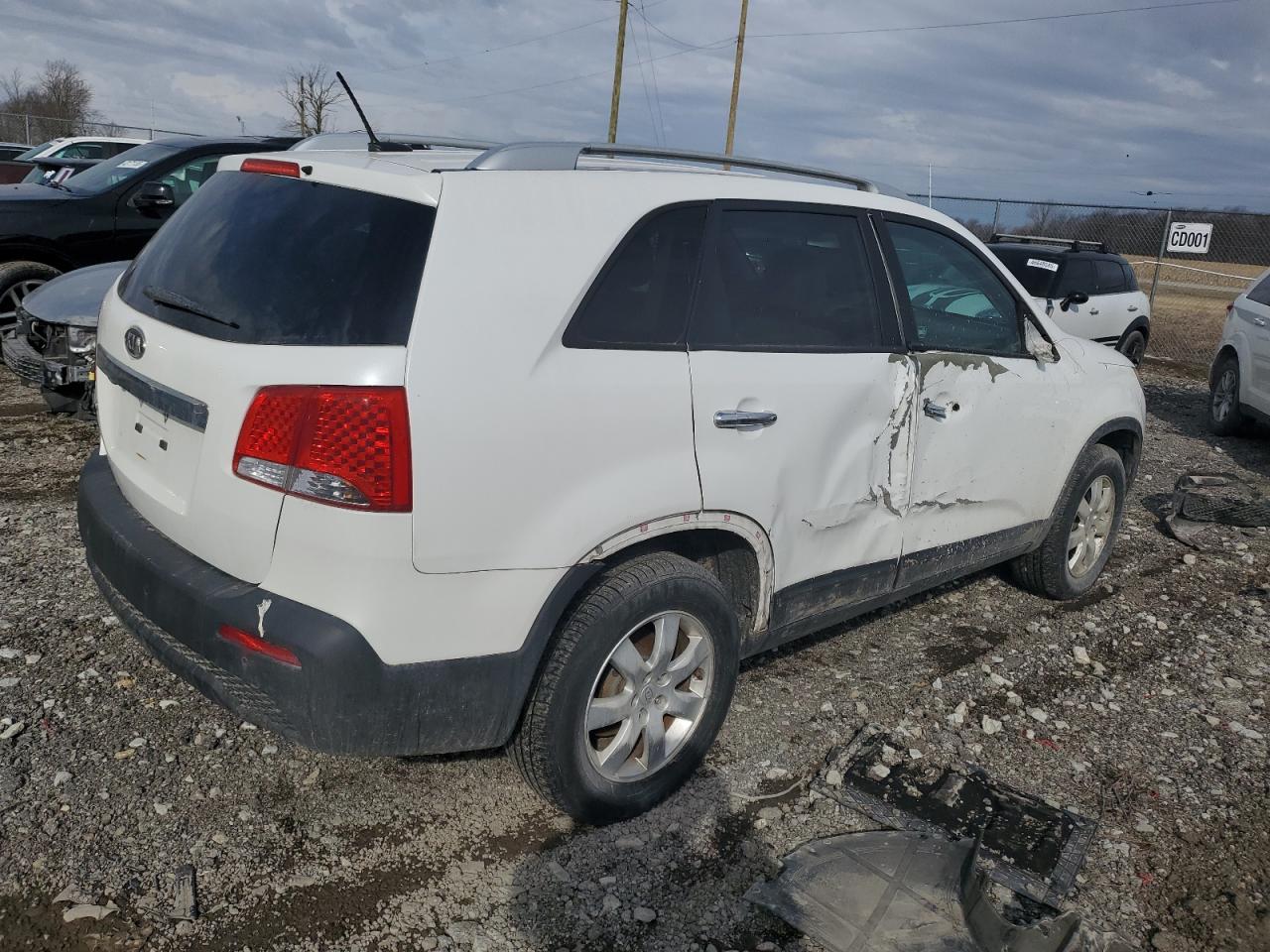 2011 Kia Sorento - Image 3