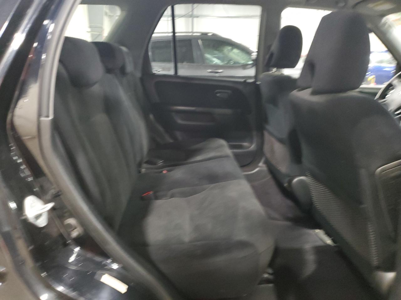 2006 Honda CR-V - Image 10