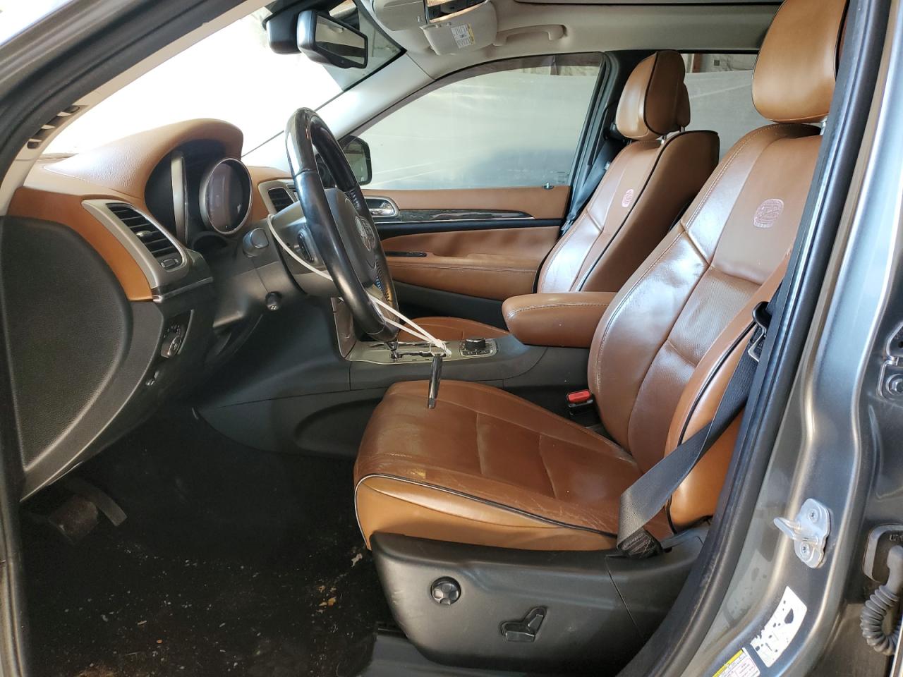 2012 Jeep Grand Cherokee - Image 7