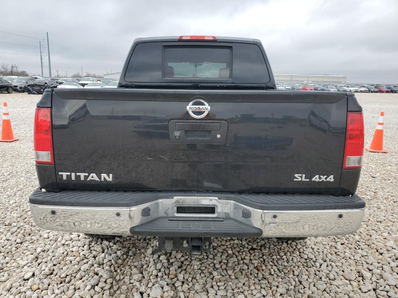 2013 Nissan Titan - Image 6
