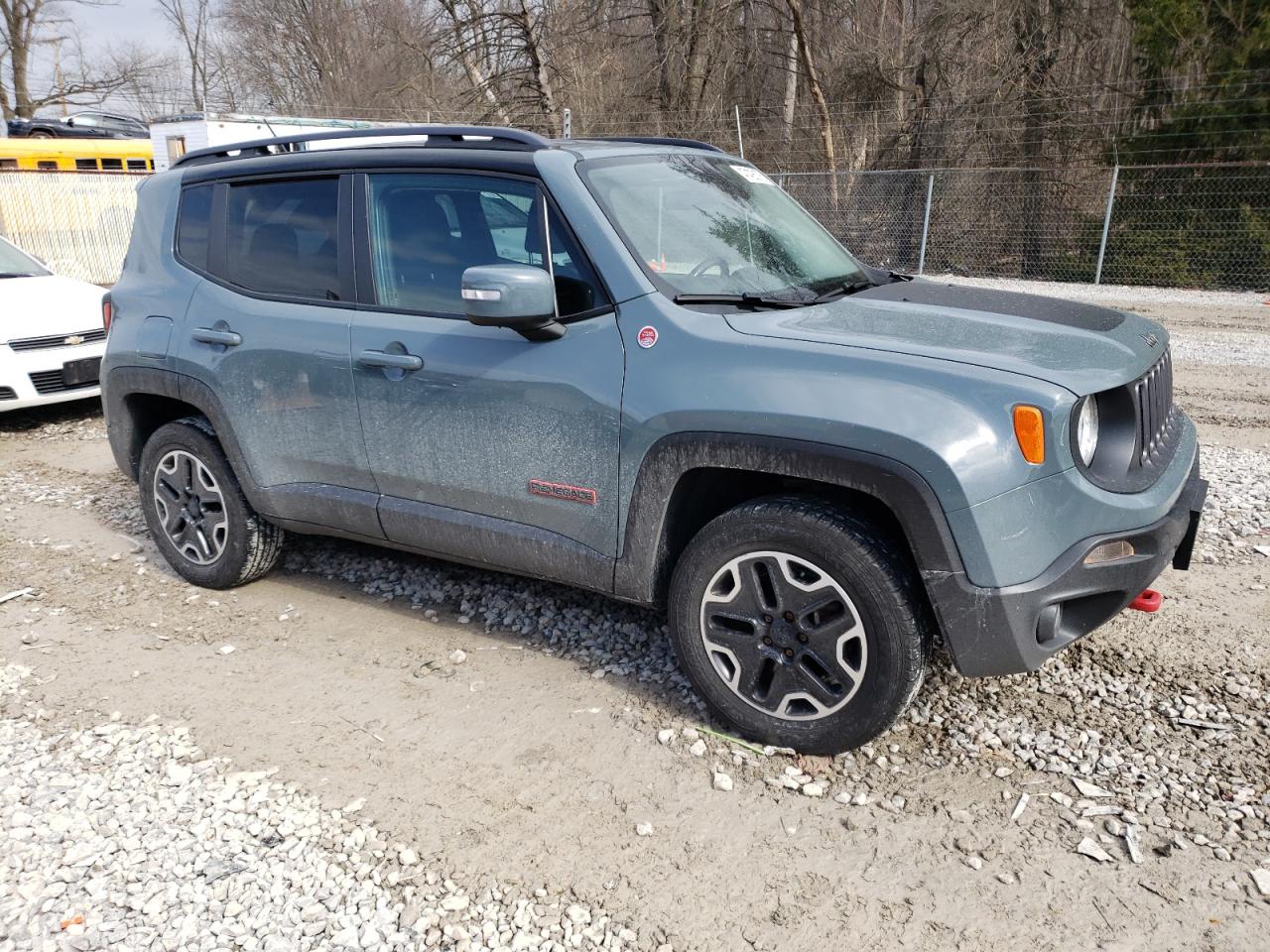 2015 Jeep Renegade - Image 4