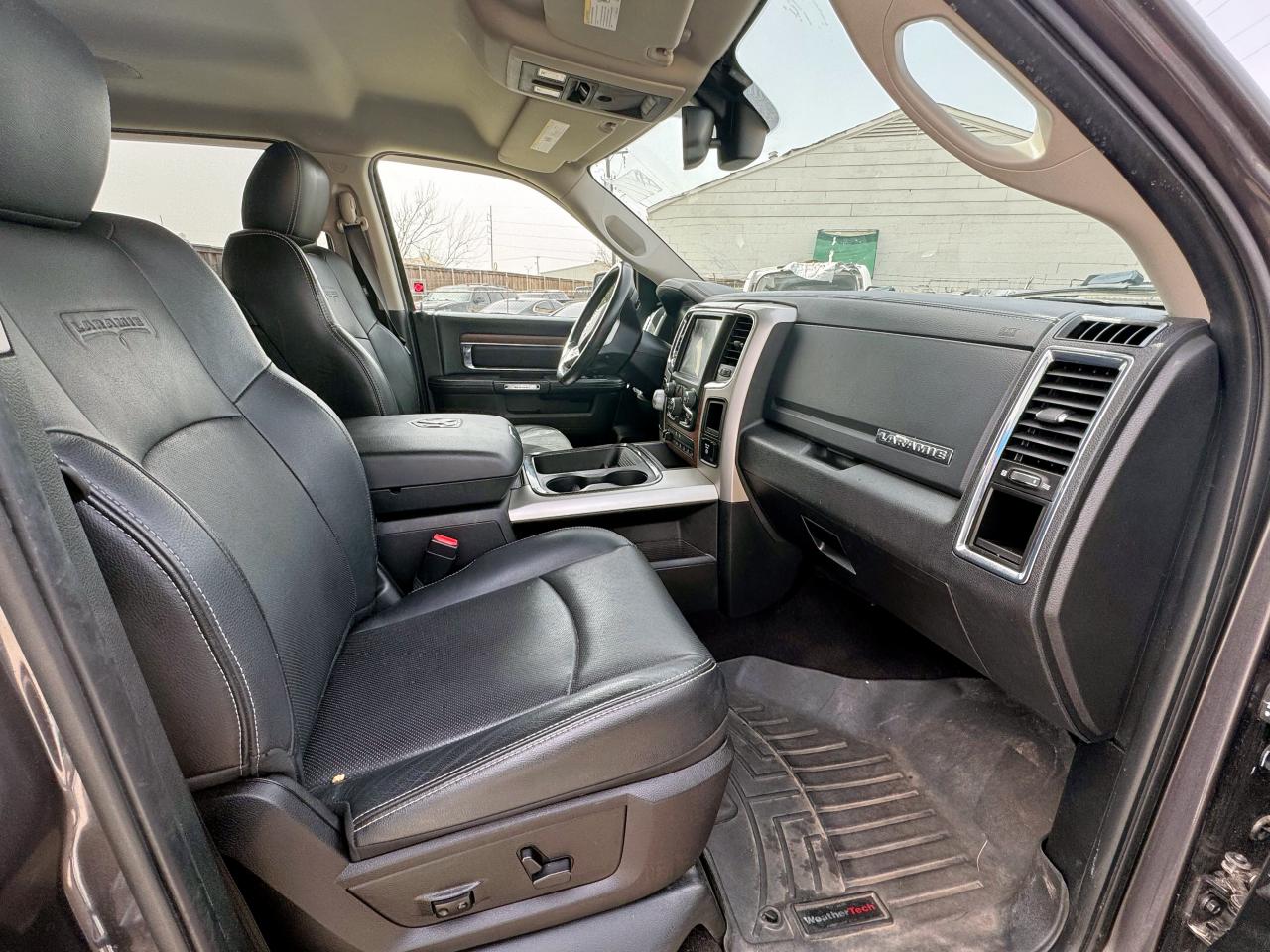 2016 RAM 1500 - Image 5