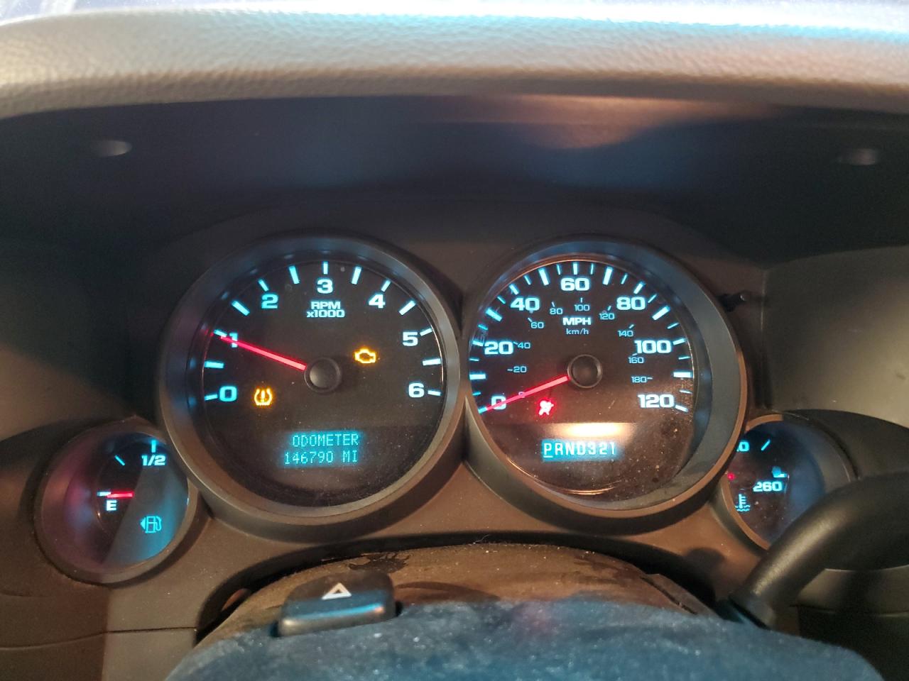 2008 Chevrolet Silverado - Image 9