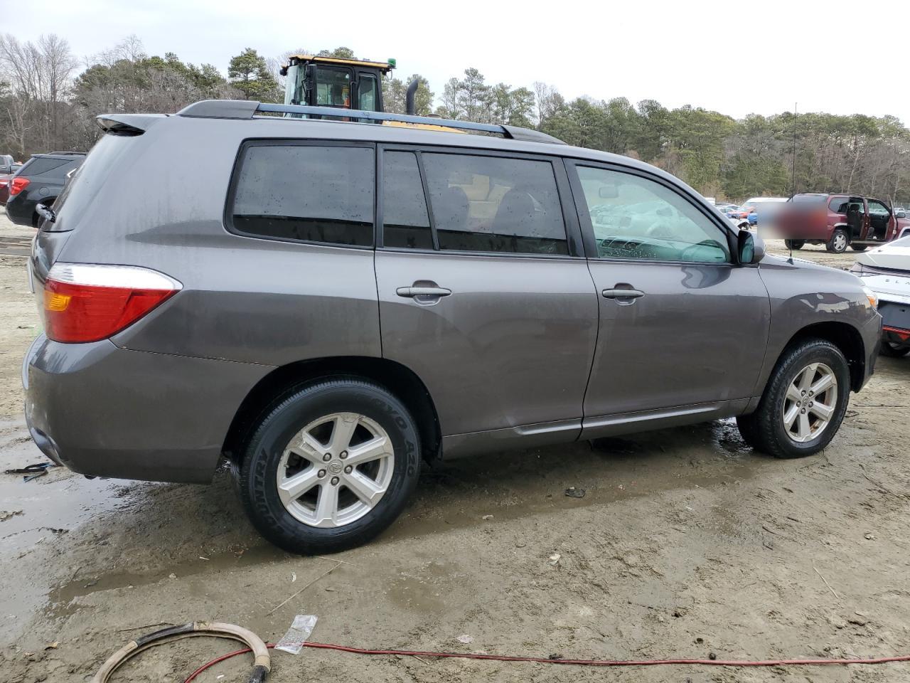 2010 Toyota Highlander - Image 3