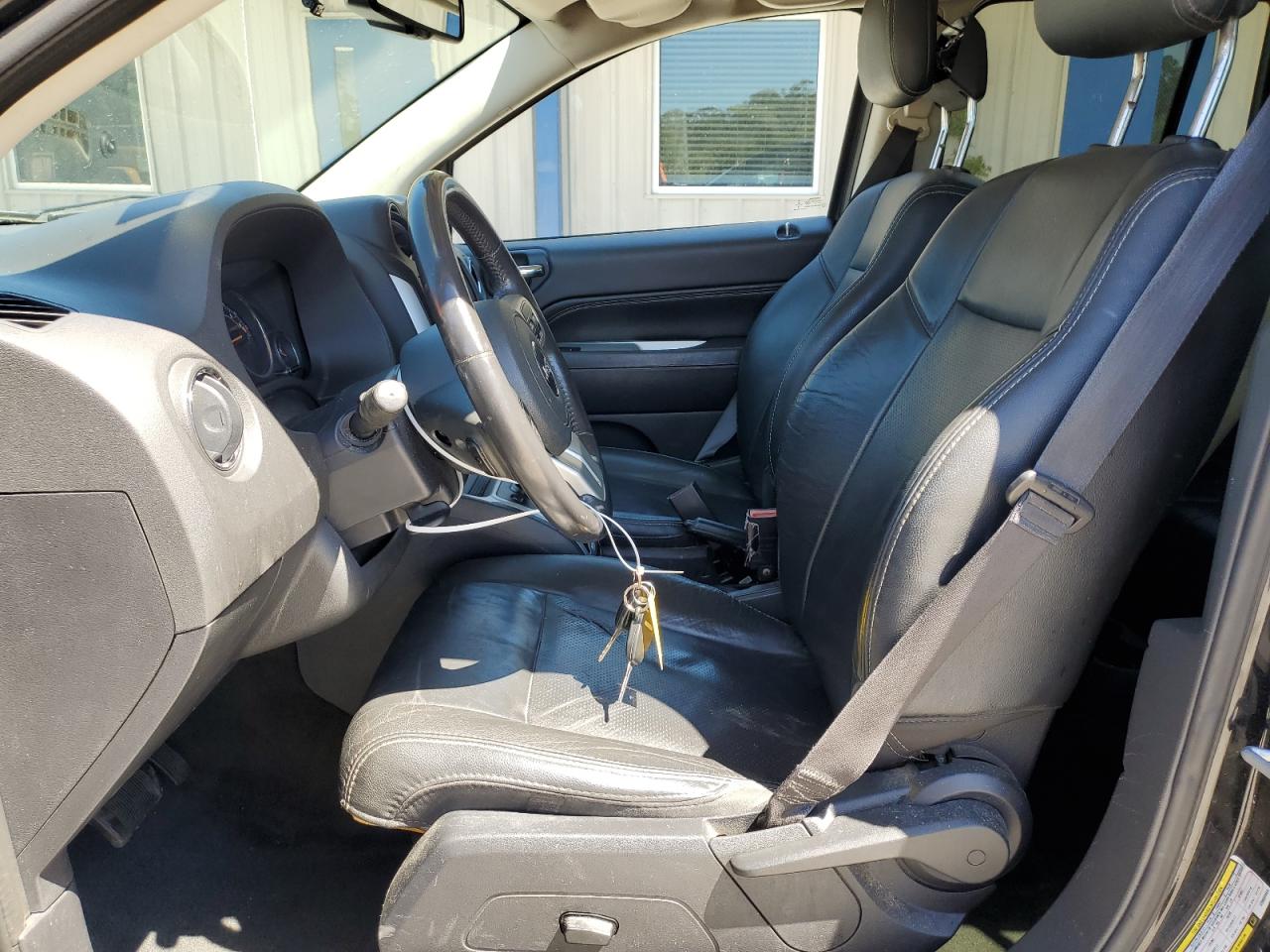2016 Jeep Compass - Image 7