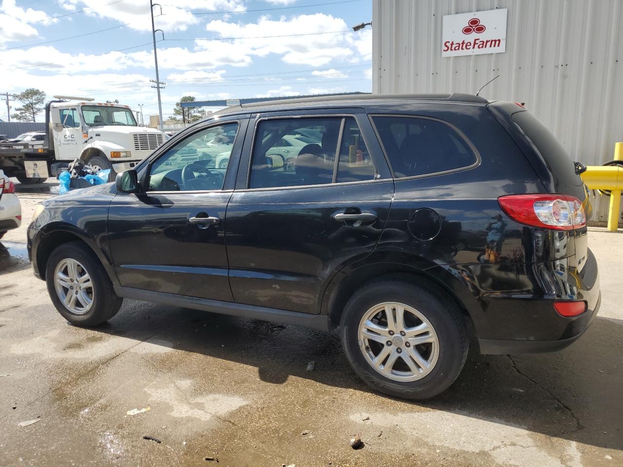 2011 Hyundai Santa Fe - Image 2