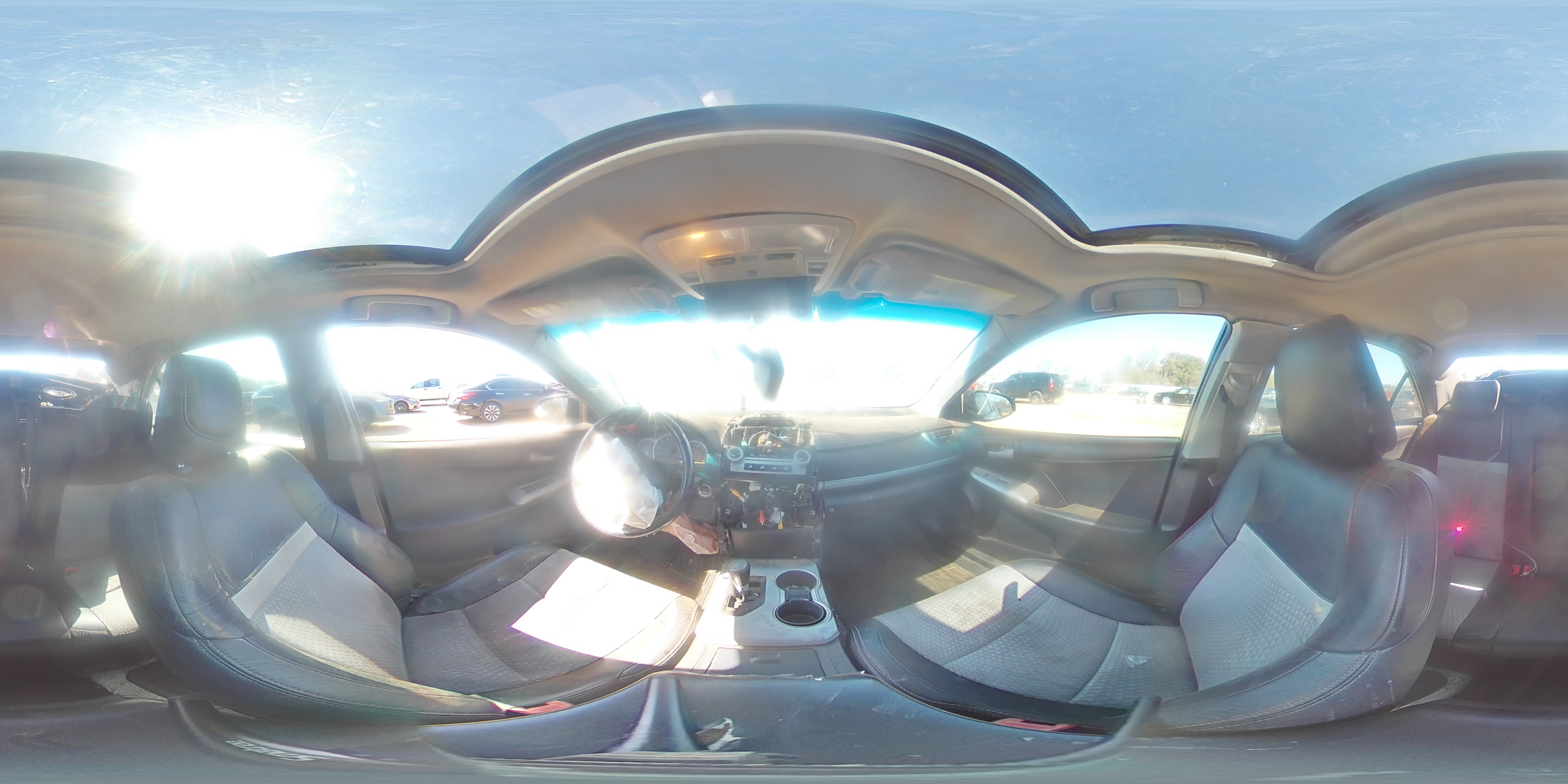 2012 Toyota Camry - Image 12