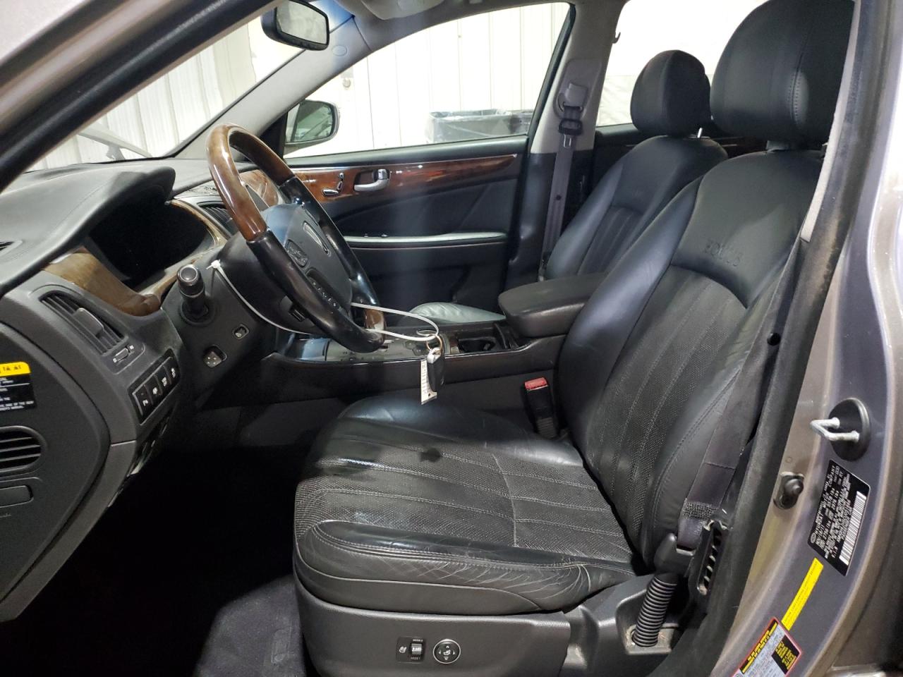 2012 Hyundai Equus - Image 7
