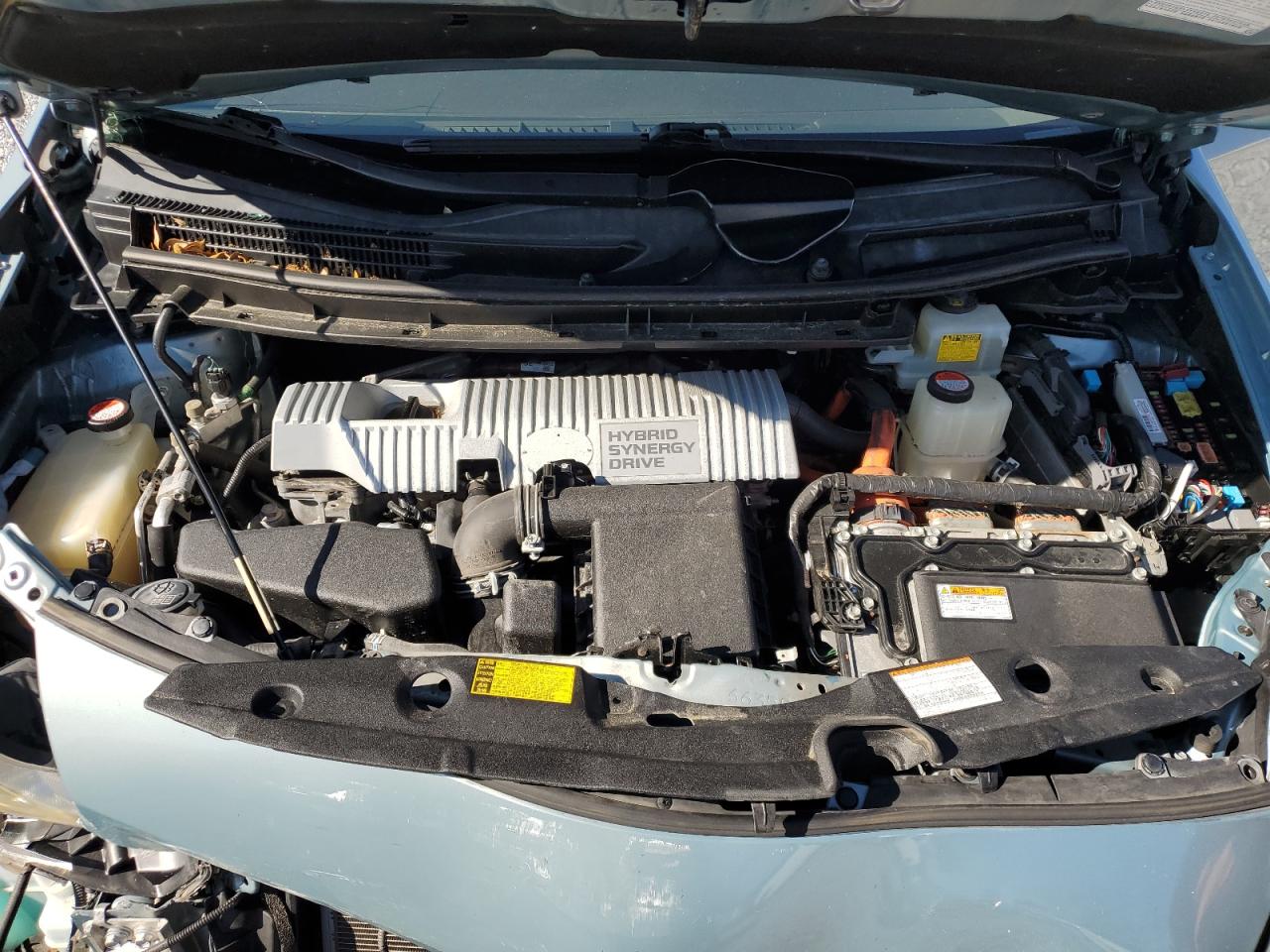2015 Toyota Prius - Image 12