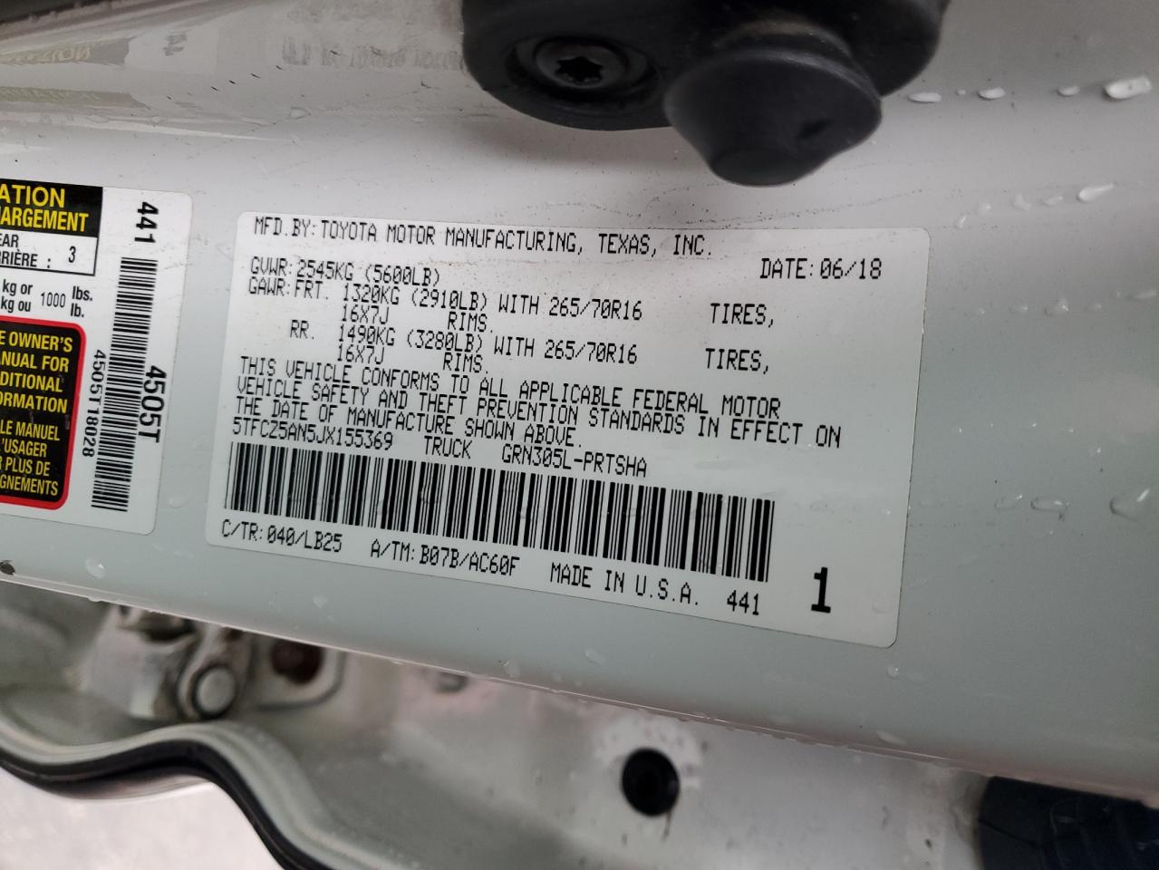 2018 Toyota Tacoma - Image 12