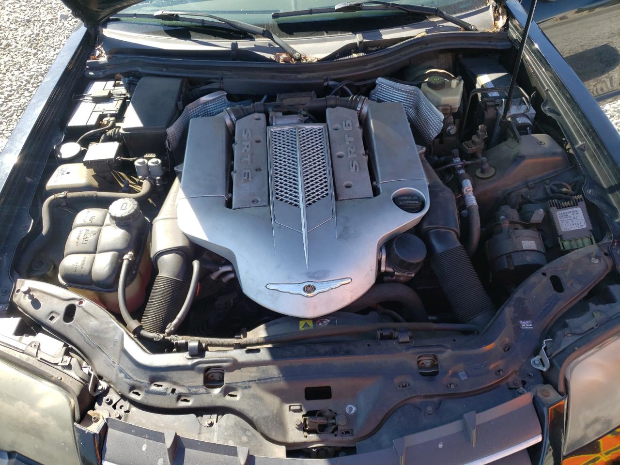2005 Chrysler Crossfire - Image 11