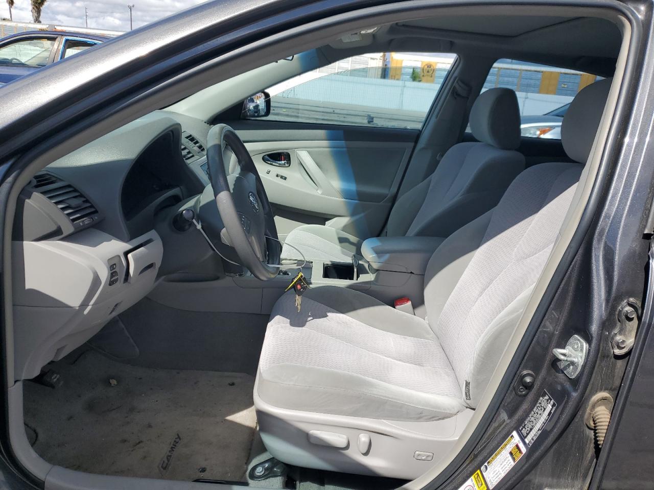 2010 Toyota Camry - Image 7