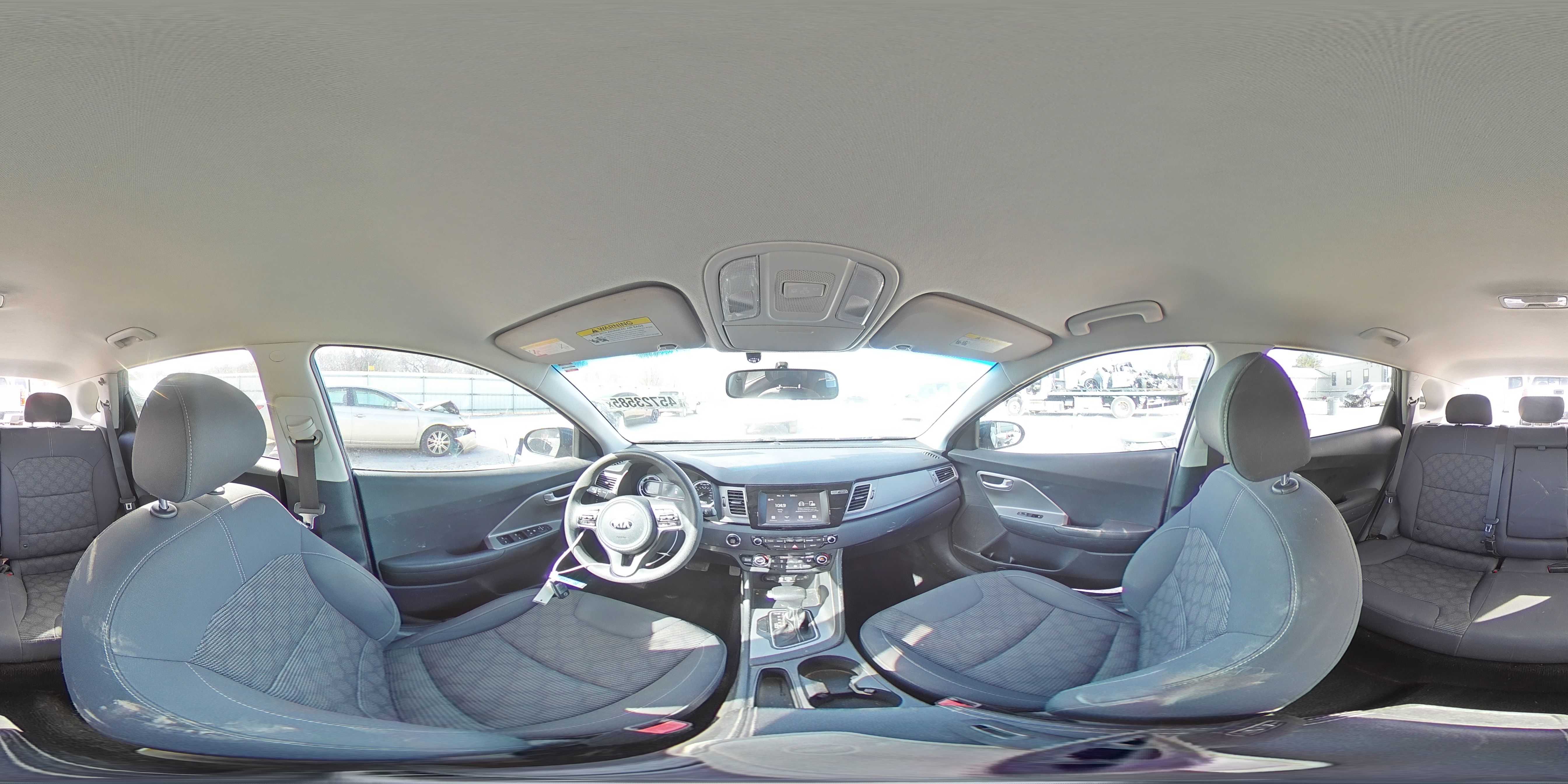 2019 Kia Niro - Image 12
