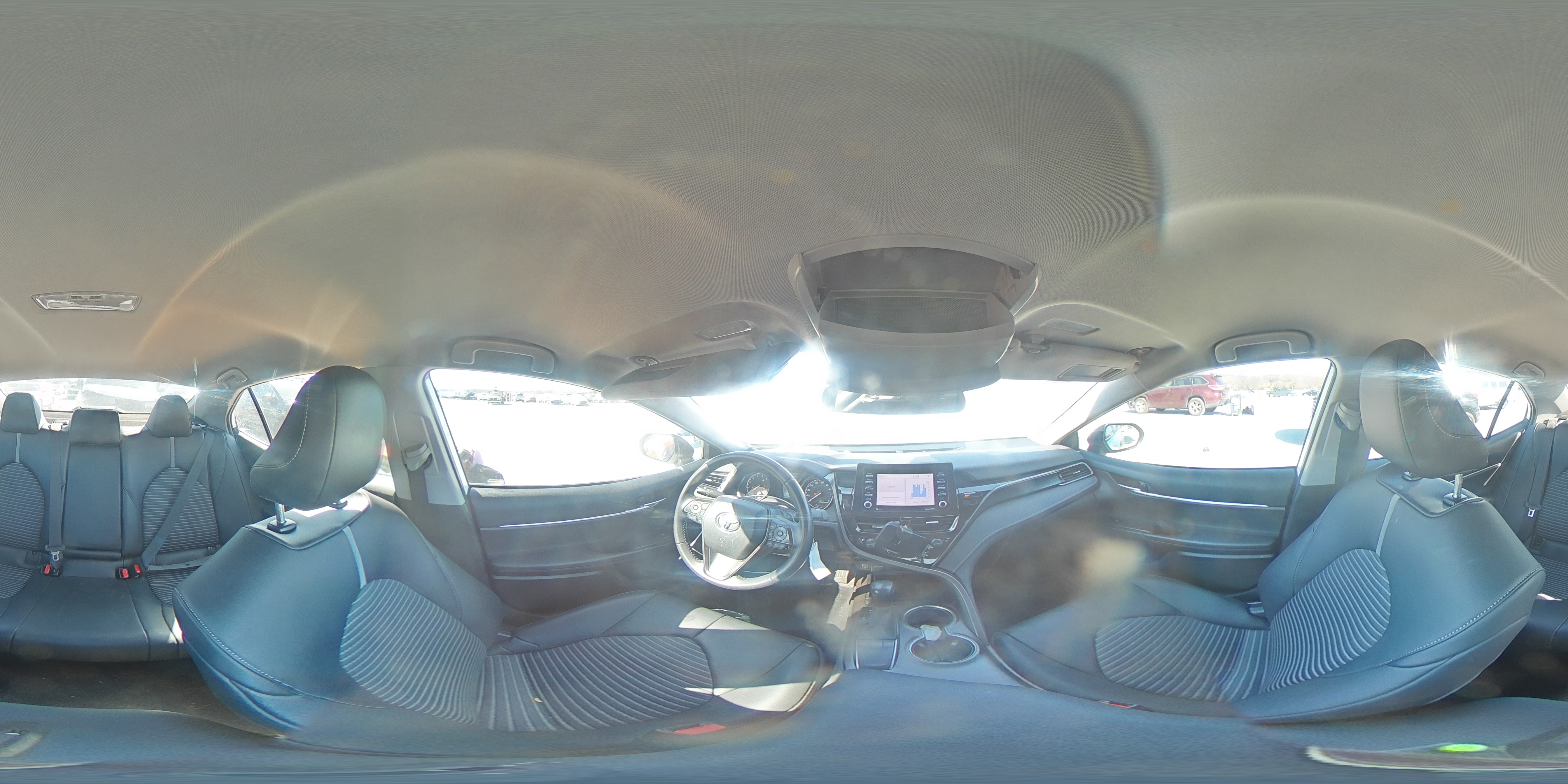 2022 Toyota Camry - Image 12