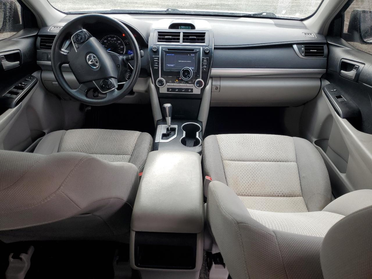 2014 Toyota Camry - Image 8