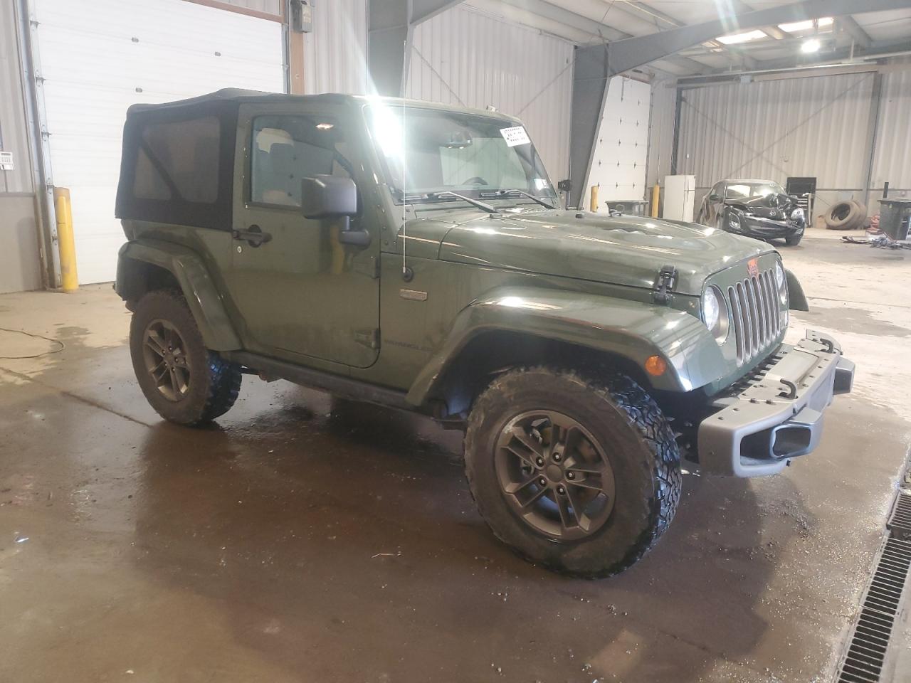 2016 Jeep Wrangler - Image 4