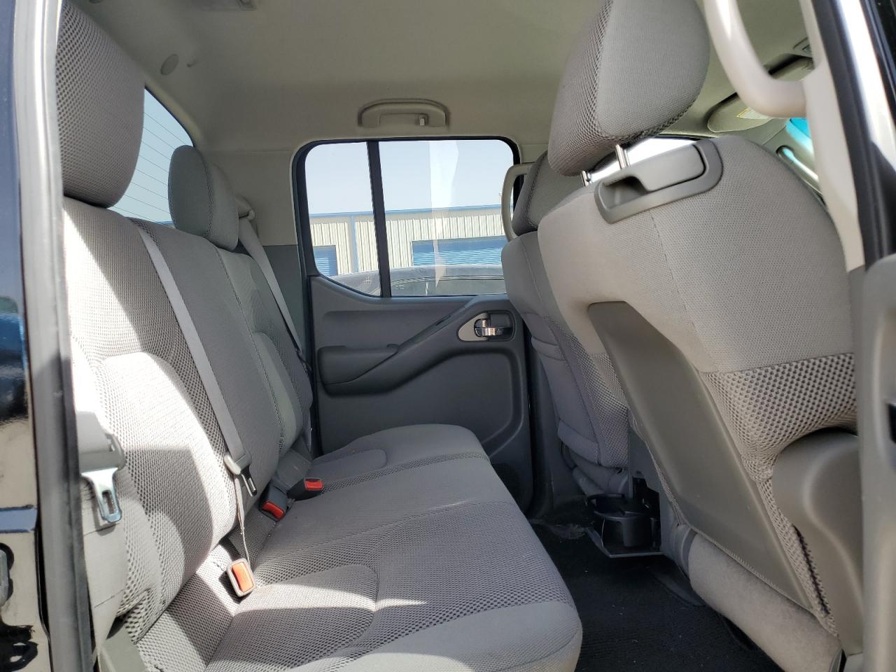 2009 Nissan Navara (Frontier) - Image 10