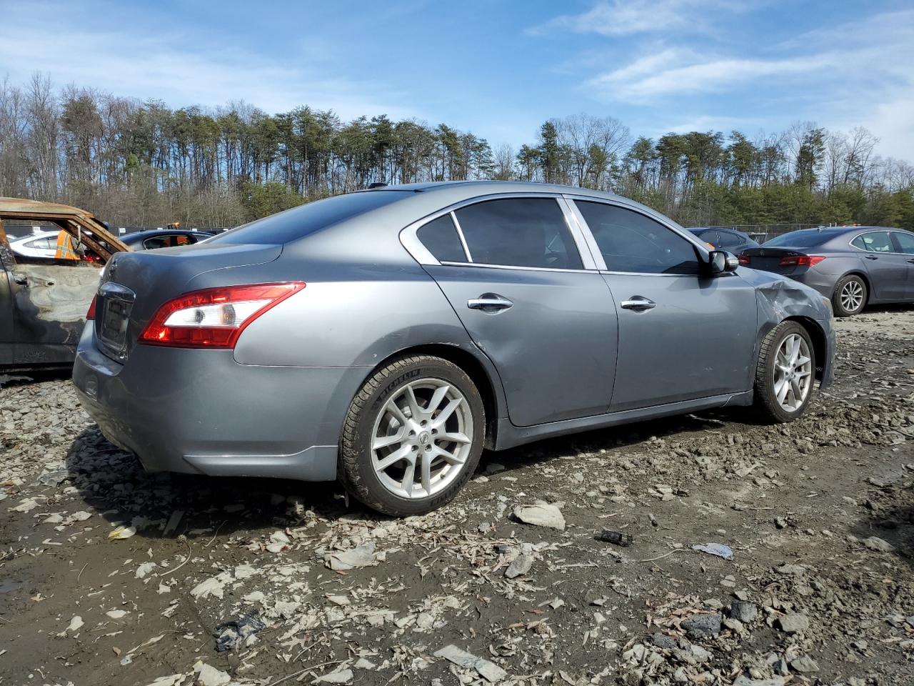 2009 Nissan Maxima - Image 3