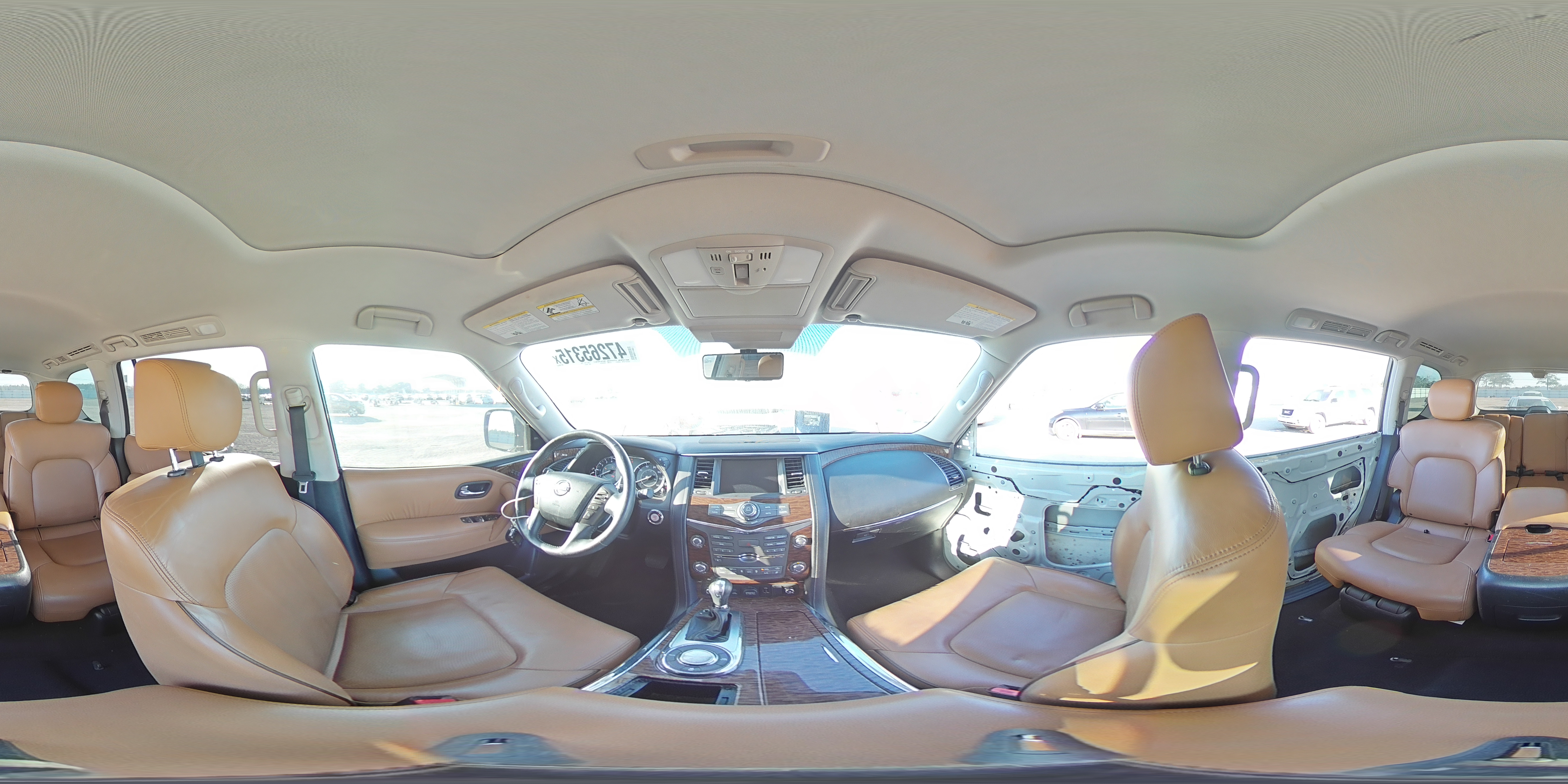 2018 Nissan Armada - Image 14