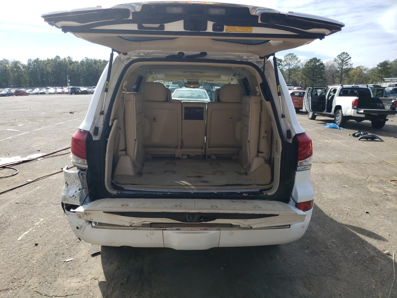 2014 Lexus LX - Image 6