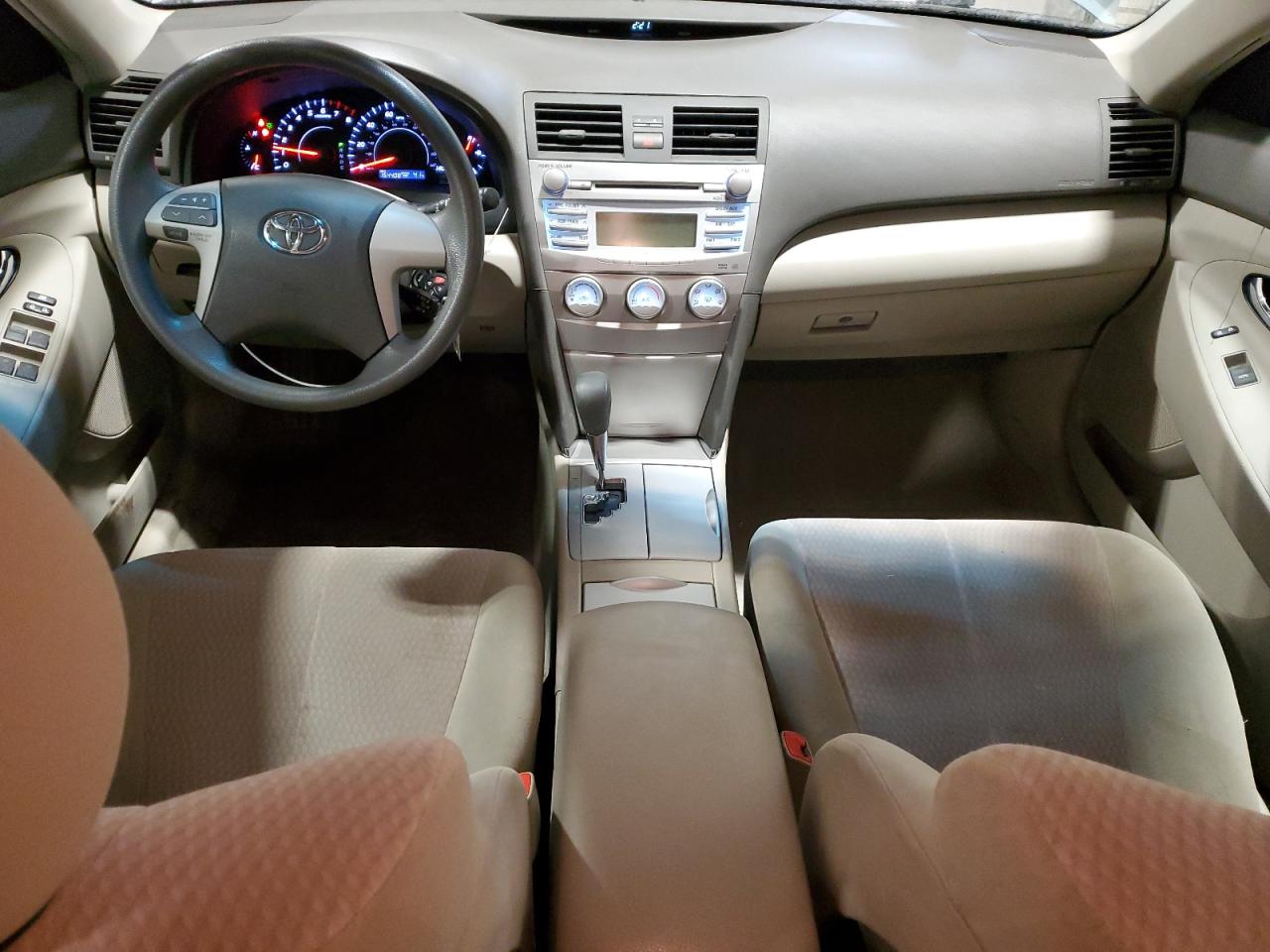 2011 Toyota Camry - Image 8