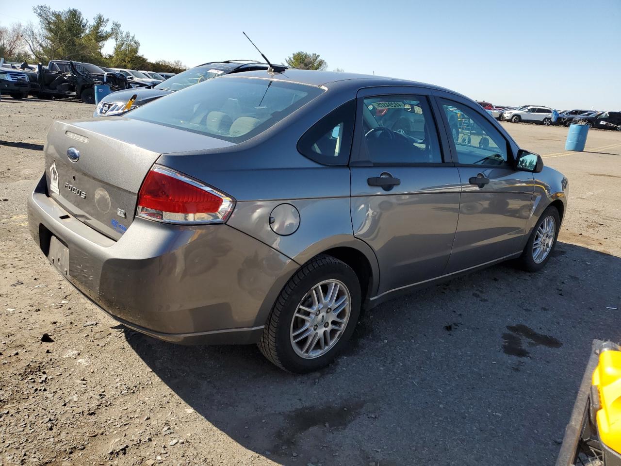 2009 Ford Focus - Image 3