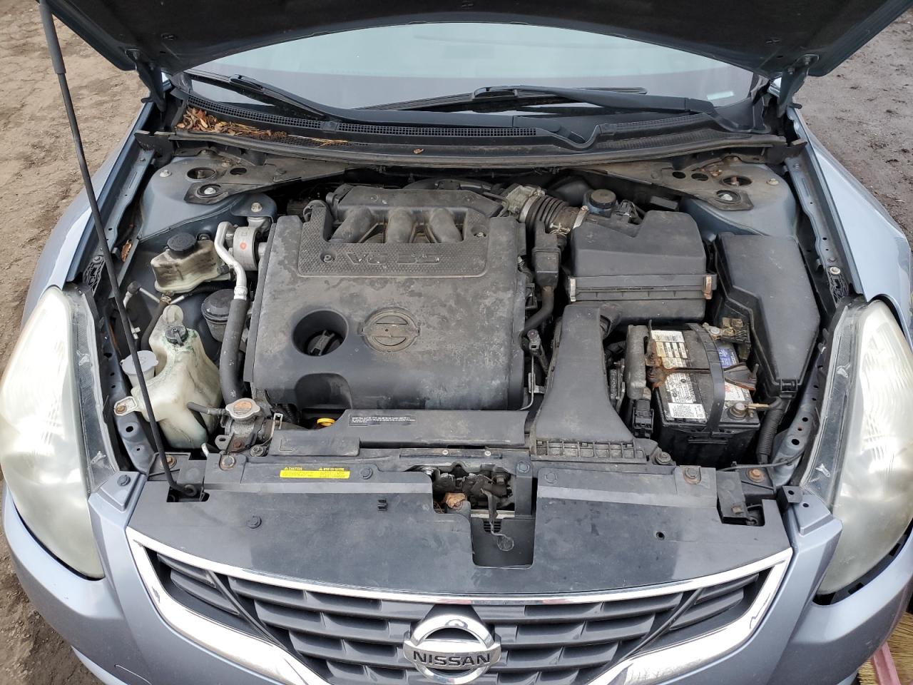 2011 Nissan Altima - Image 11