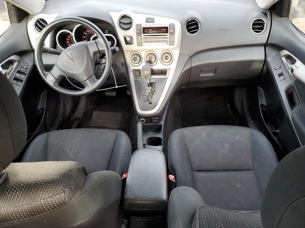 2009 Pontiac Vibe - Image 8